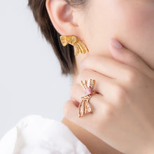 Load image into Gallery viewer, AYAO EARRINGS YG