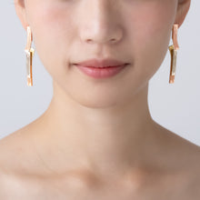 Load image into Gallery viewer, YUKEI EARRINGS