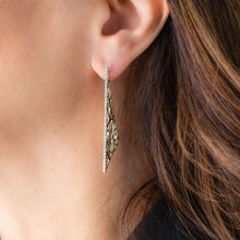 Load image into Gallery viewer, RAY EARRINGS